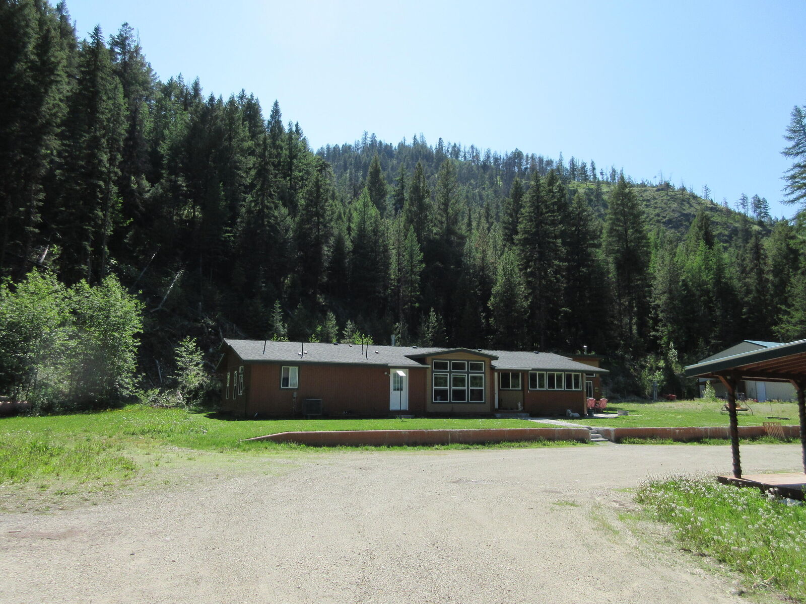 Property Photo:  206 Turner Creek Rd  WA 98859 