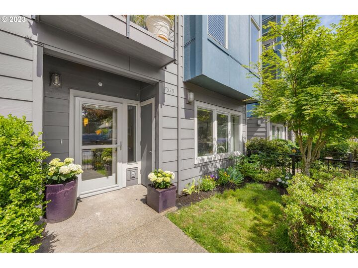 7529 N Leavitt Ave #4-3  Portland OR 97203 photo