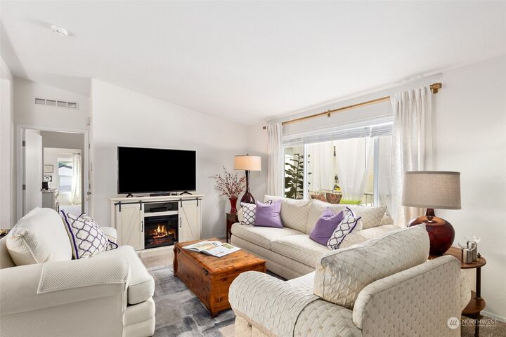 Property Photo: 14727 43rd Avenue NE 111 WA 98271