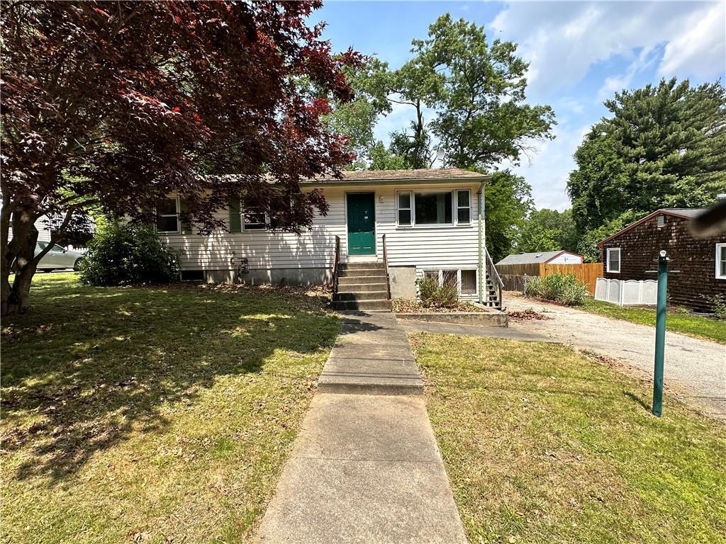 Property Photo: 9 Tall Oaks Ct RI 02919