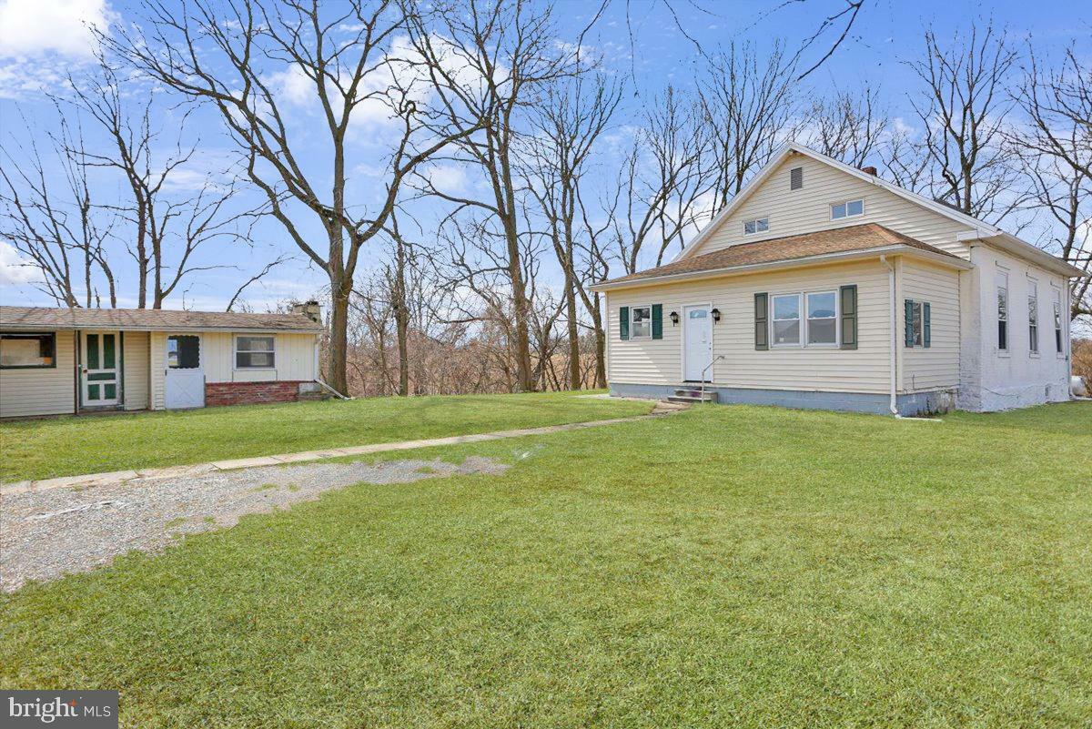 Property Photo: 1547 W Lisburn Road PA 17055