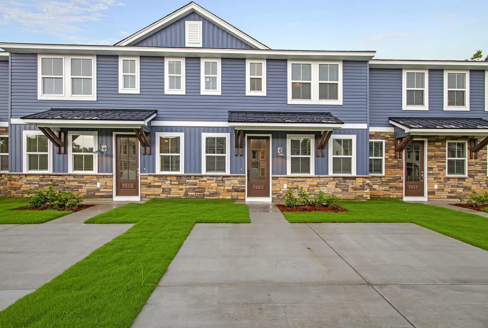 Property Photo: 7759 Park Gate Drive SC 29418