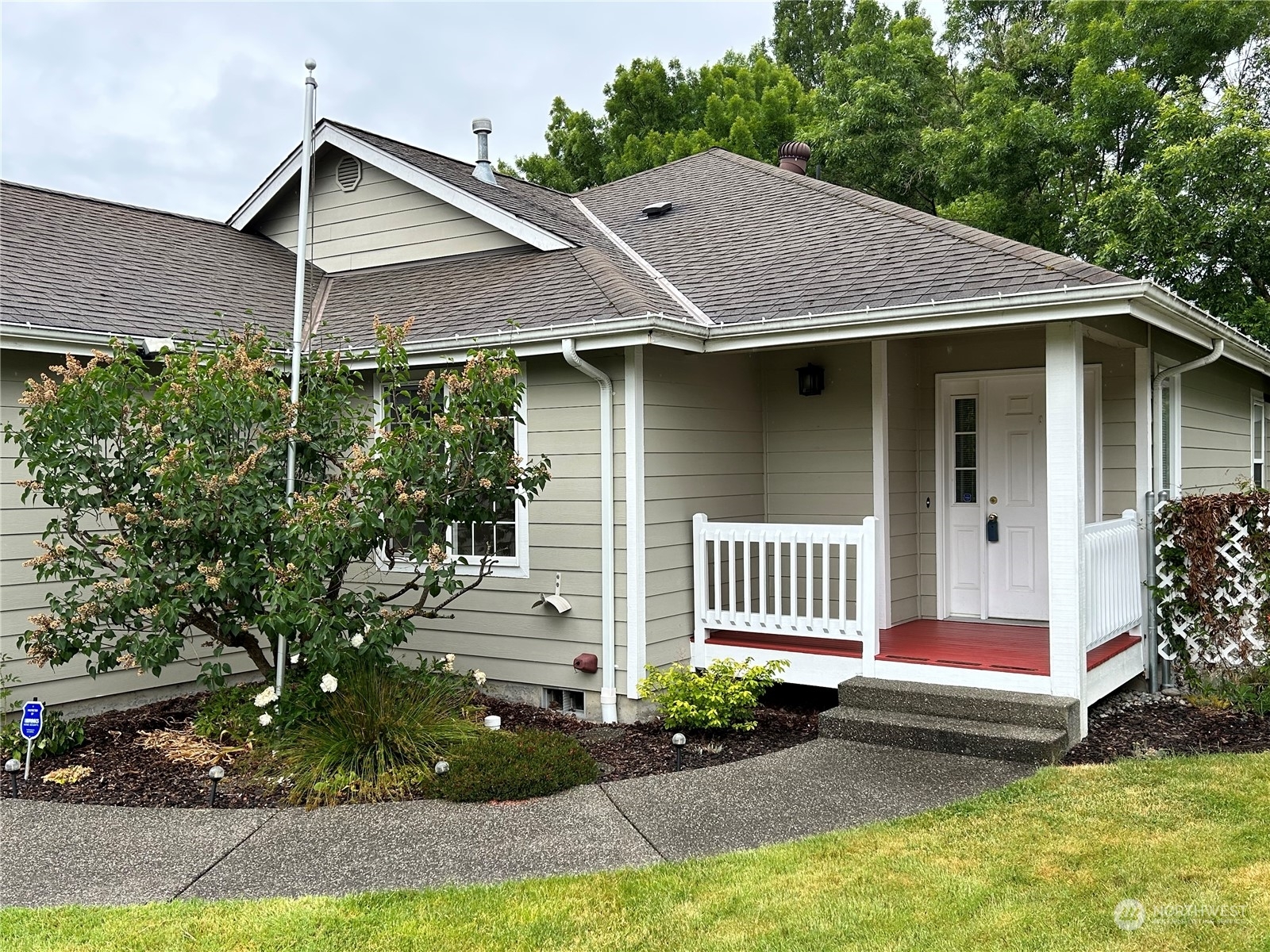 Property Photo:  3610 Seneca Drive  WA 98273 