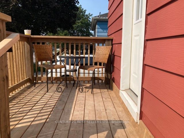 Property Photo: 720 Knox Ave ON L8H 6K6