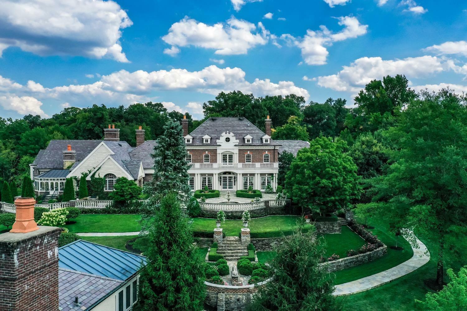 Property Photo: 8600 Camargo Rd OH 45243