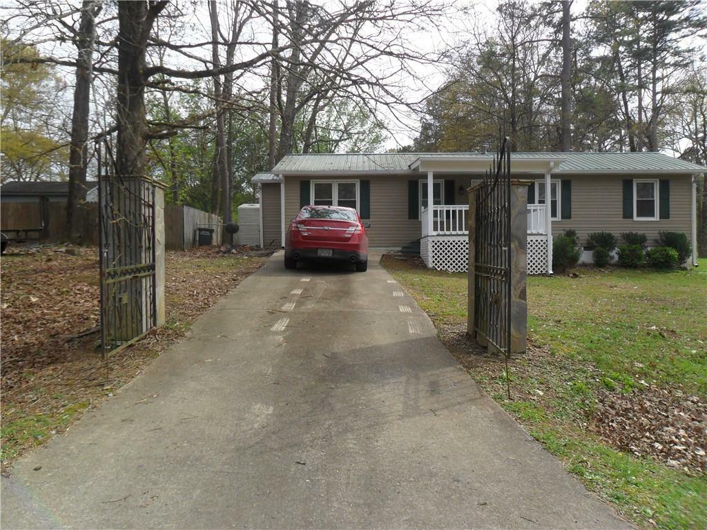 Property Photo:  181 N Bellview Road  GA 30104 