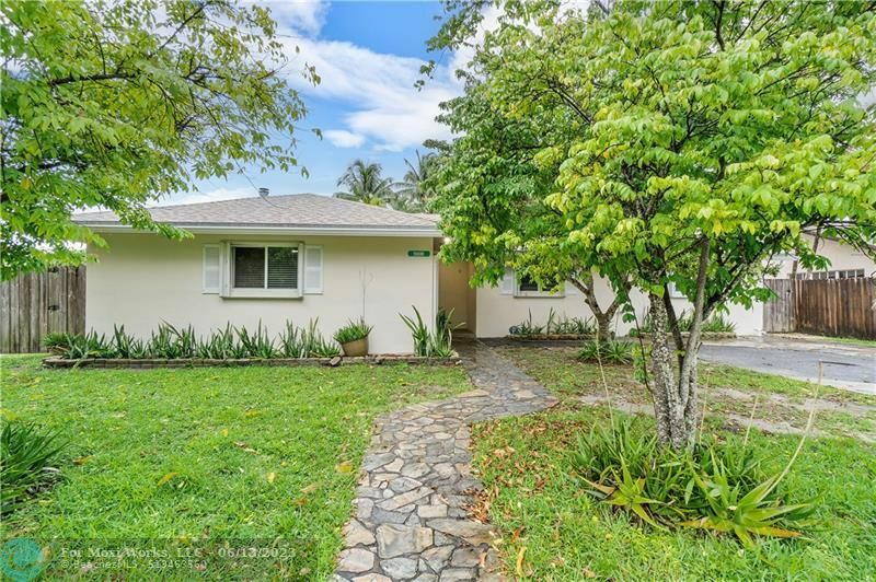 Property Photo:  15930 SW 90th Ave  FL 33157 