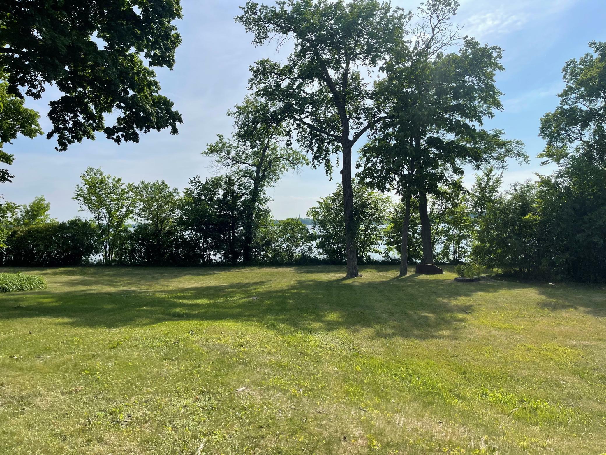 Property Photo:  1450 Bracketts Point Road  MN 55391 