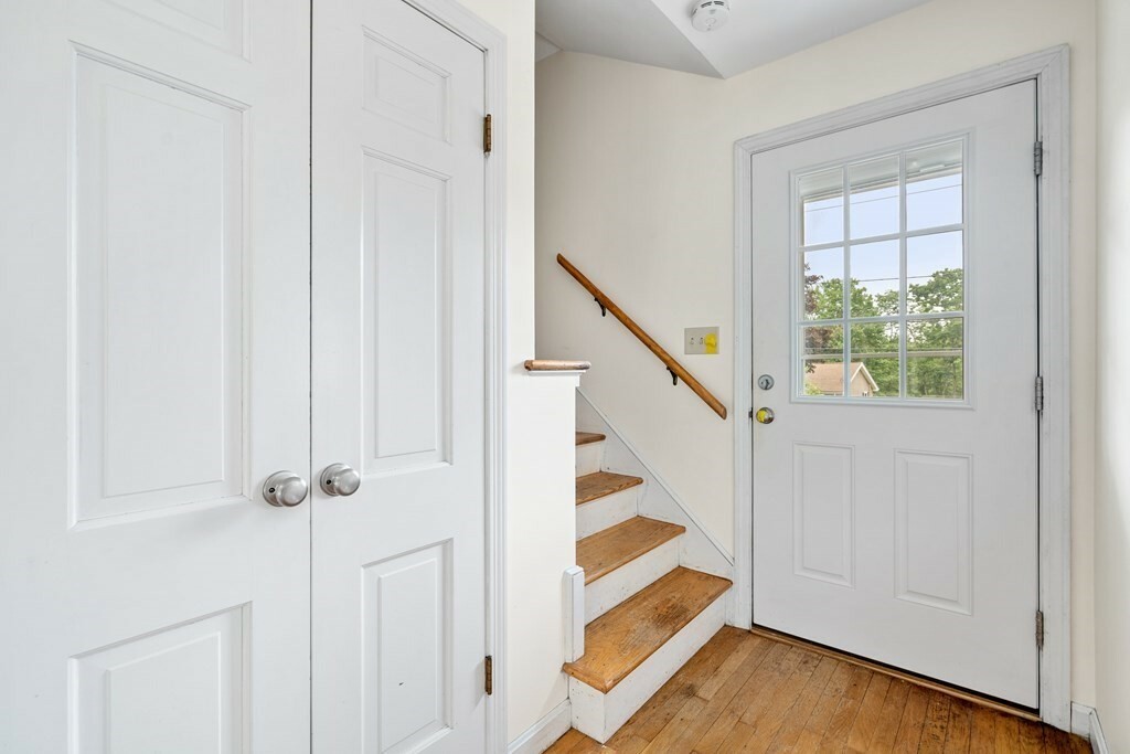 Property Photo: 12 Nipmuc Rd MA 01612