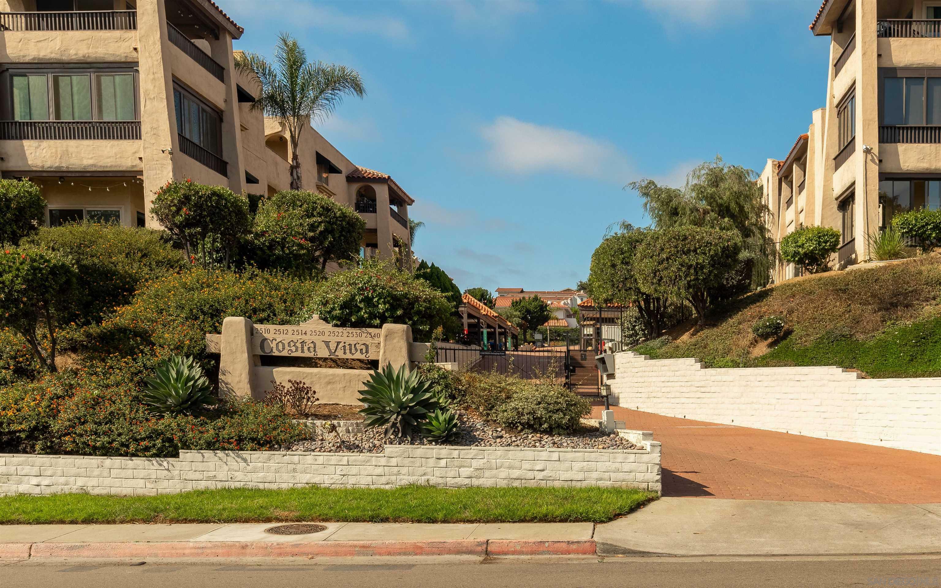 Property Photo:  2514 Clairemont Dr Unit 206  CA 92117 