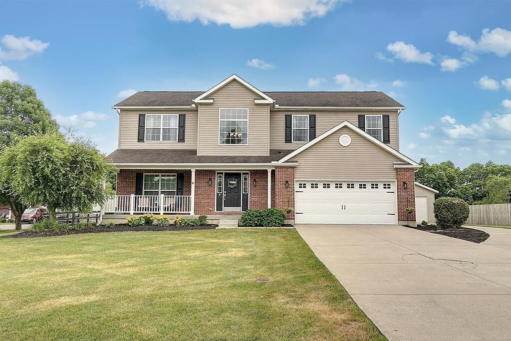 Property Photo:  1115 Apple Blossom Ln  OH 45036 