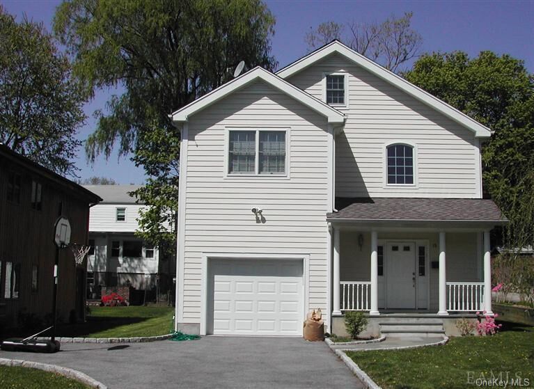 Property Photo:  15 Haynes Avenue  NY 10522 