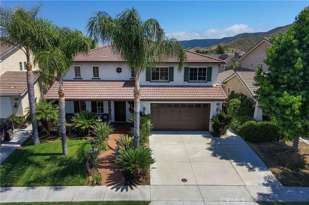 Property Photo:  23847 Cloverleaf Way  CA 92562 