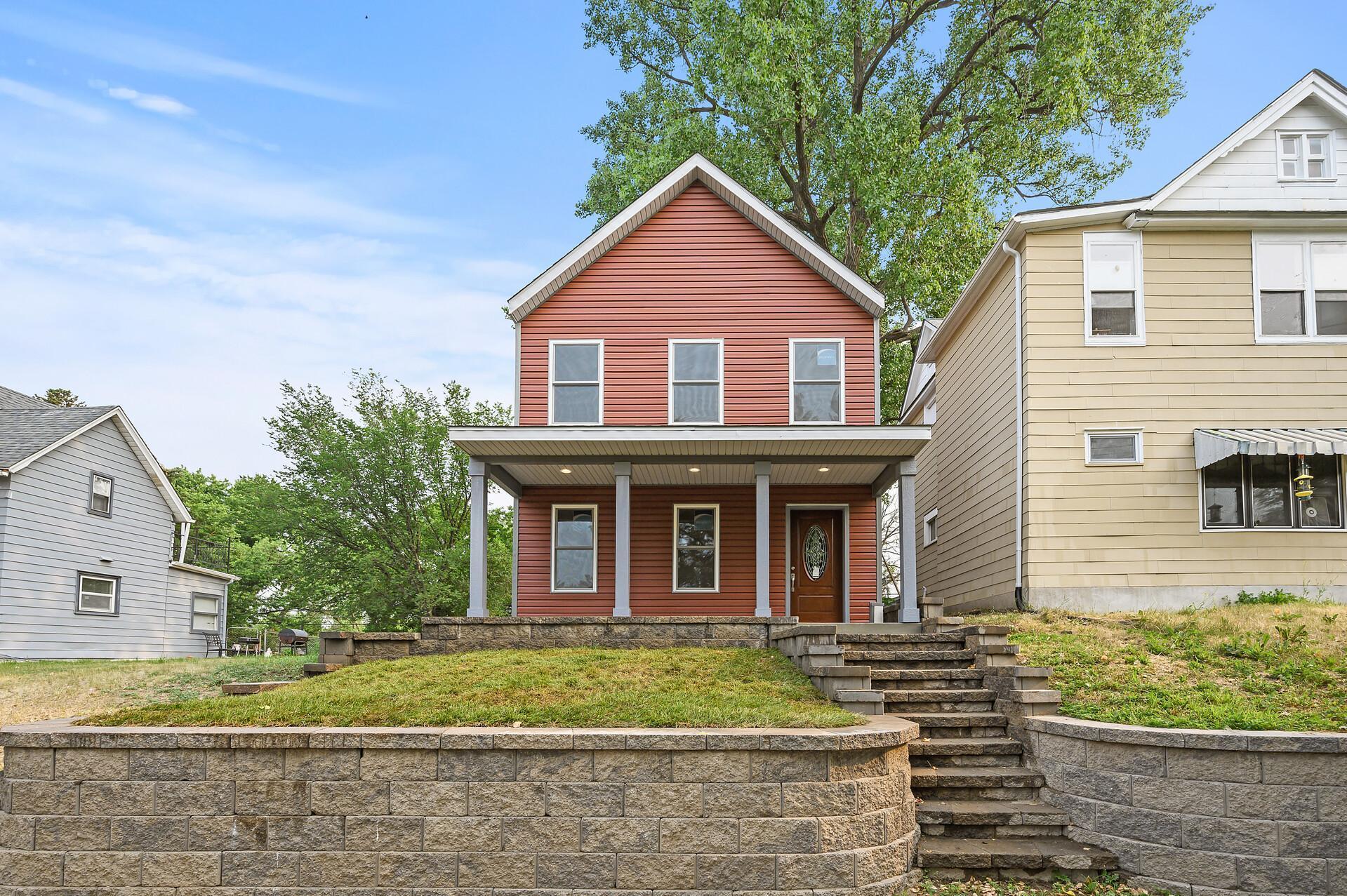 Property Photo: 63 Jessamine Avenue W MN 55117