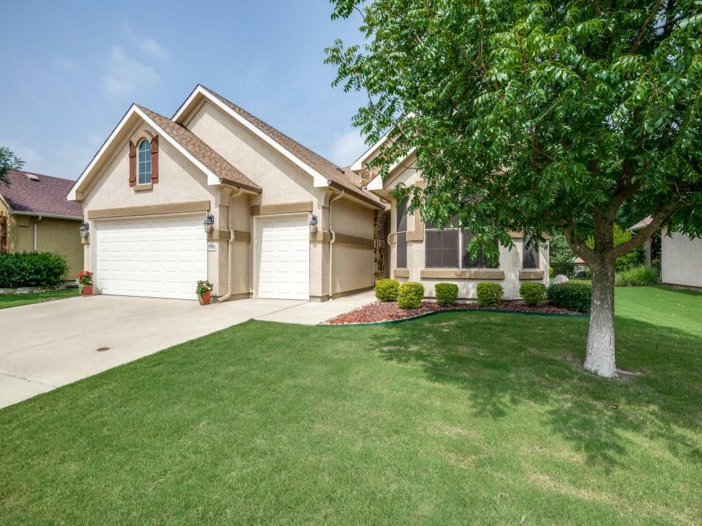 Property Photo: 8900 Compton Street TX 76207