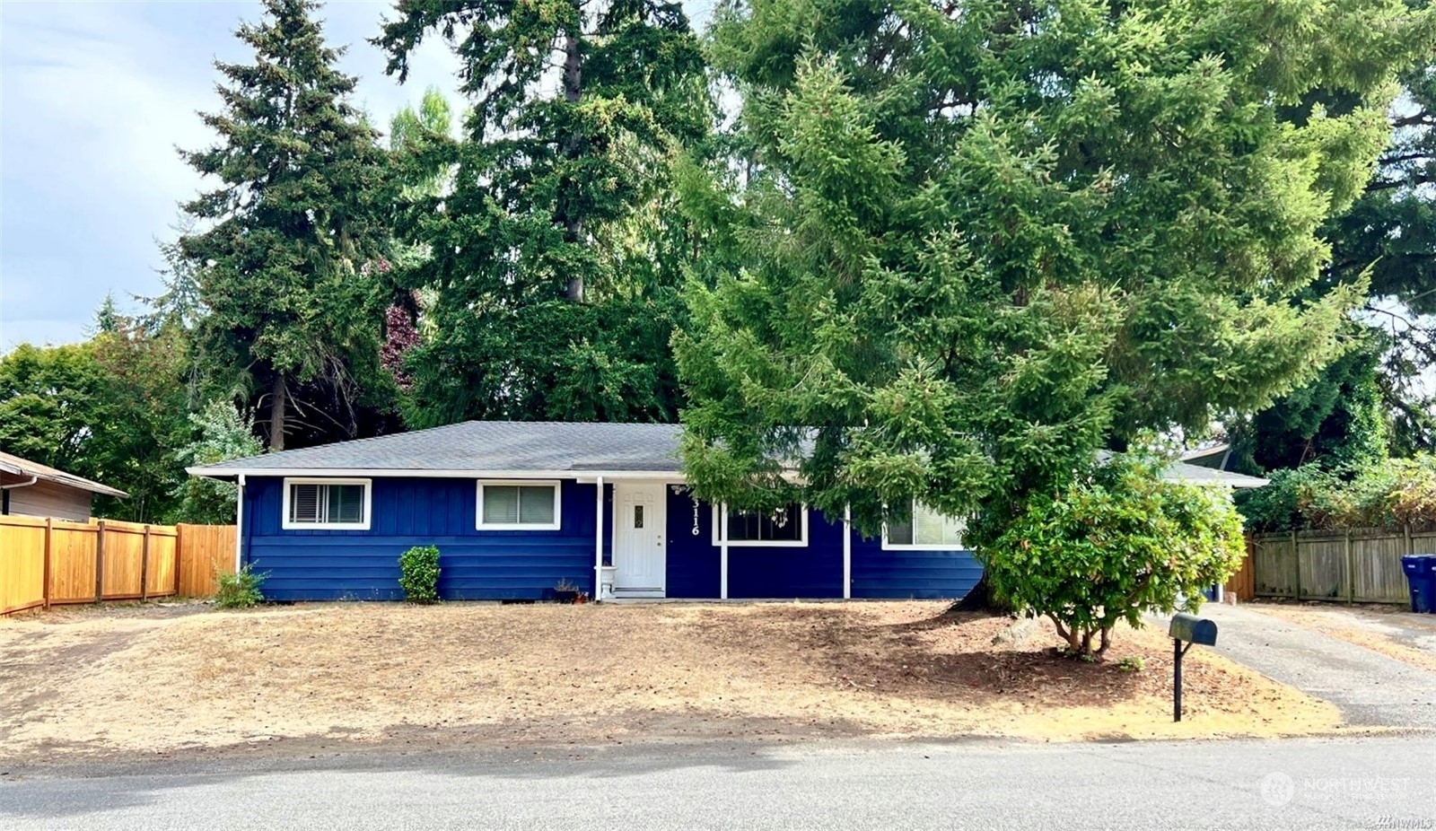 Property Photo:  33116 28th Avenue SW  WA 98023 