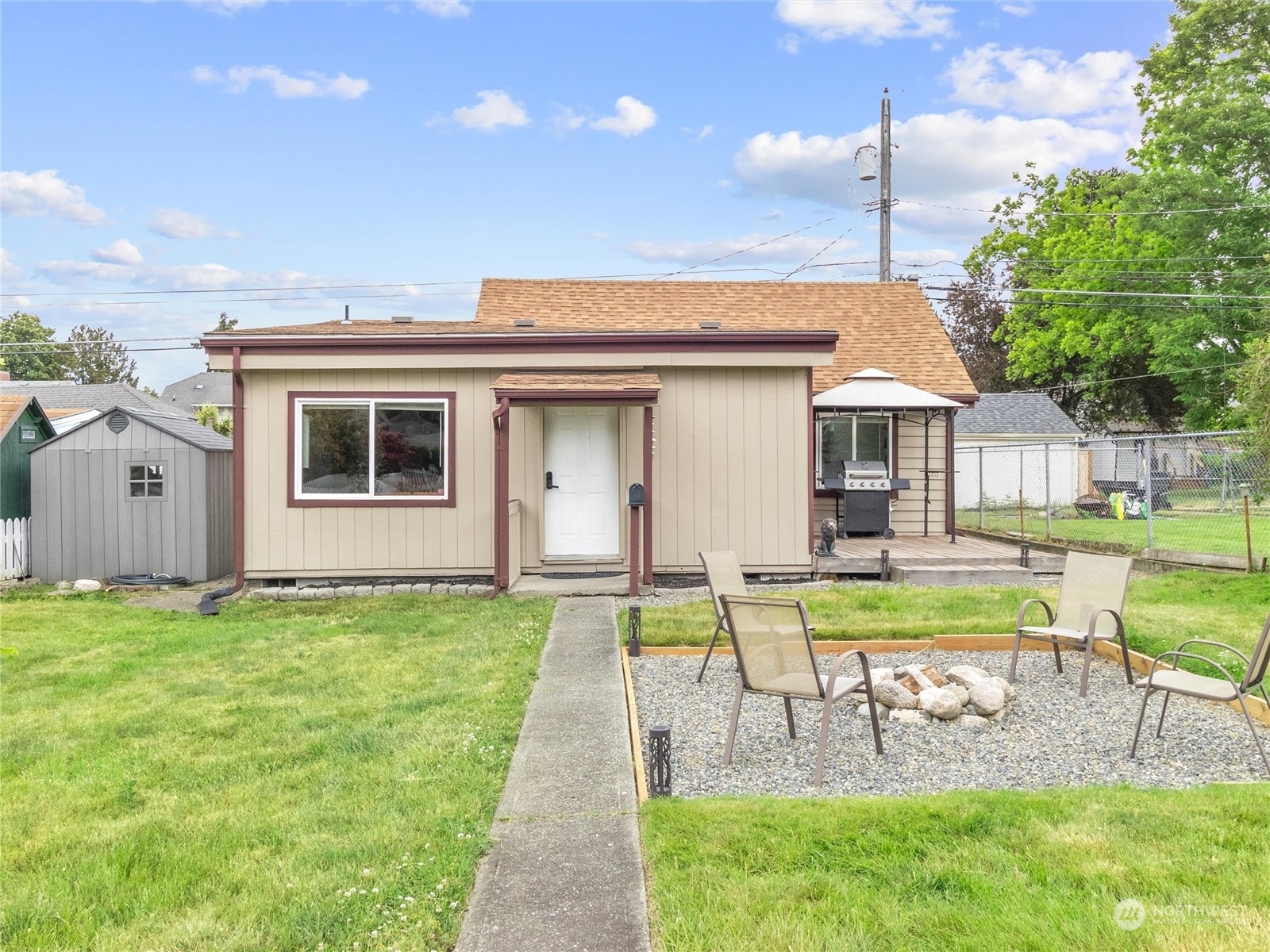 Property Photo:  4031 E E Street  WA 98404 