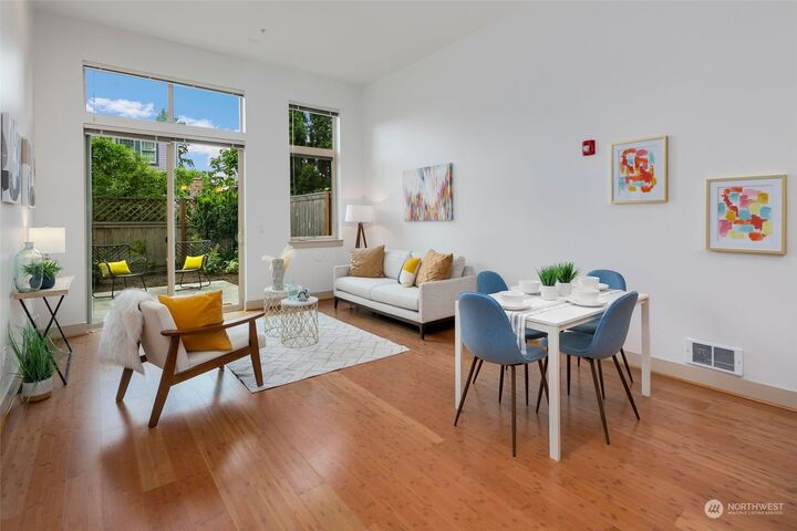 6801 Greenwood Avenue N 105  Seattle WA 98103 photo