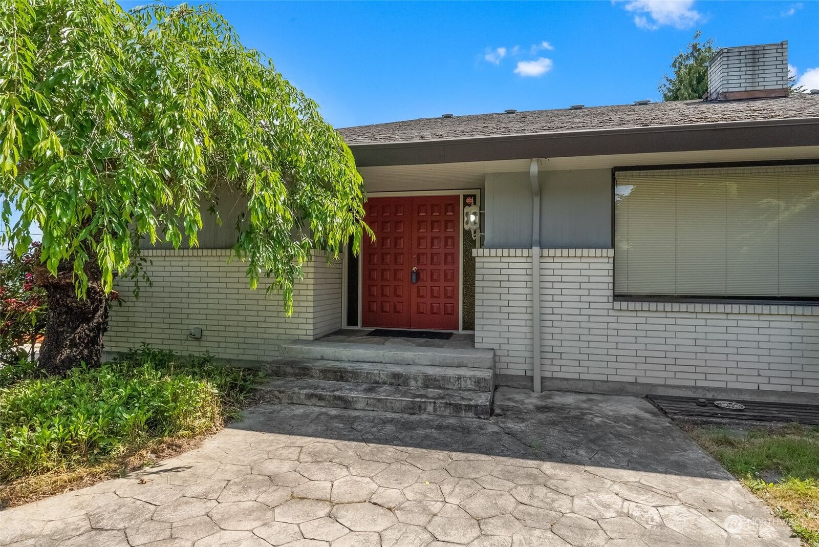 Home for sale in Puyallup 7606 84th Street E, Puyallup, WA 98371