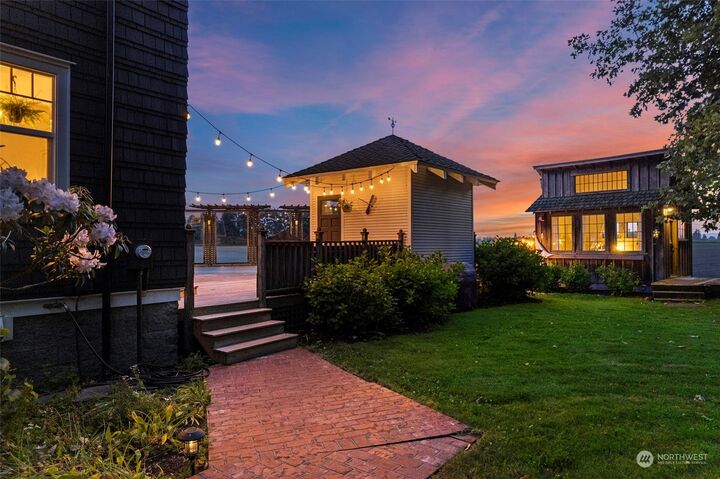 Property Photo:  20302 Skagit City Road  WA 98273 