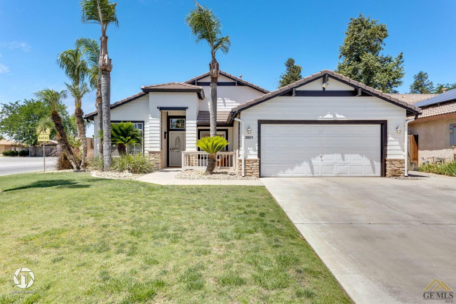 Property Photo:  3801 Southpass Drive  CA 93312 