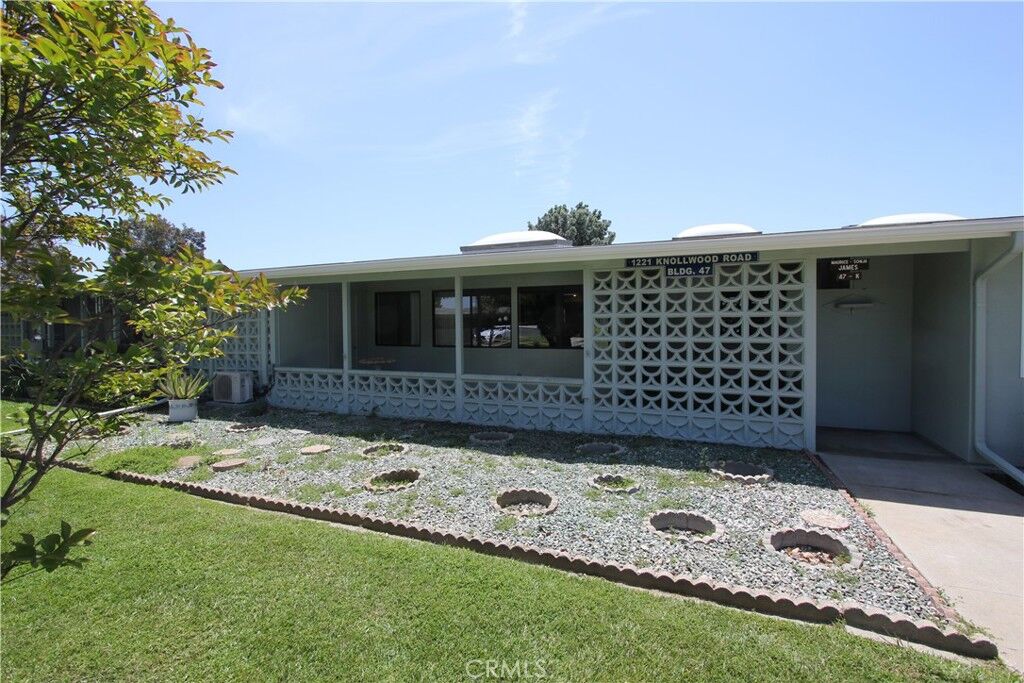 Property Photo: 1221 Knollwood 47K CA 90240