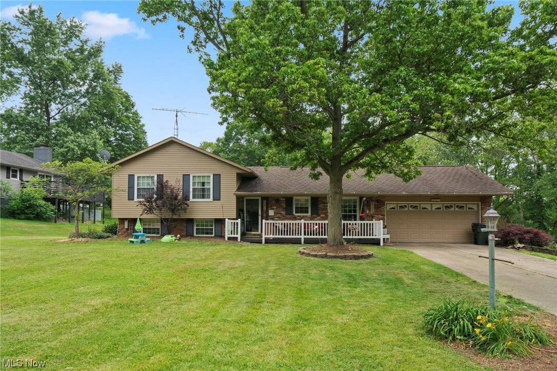 Property Photo:  10939 Julie Street NE  OH 44601 