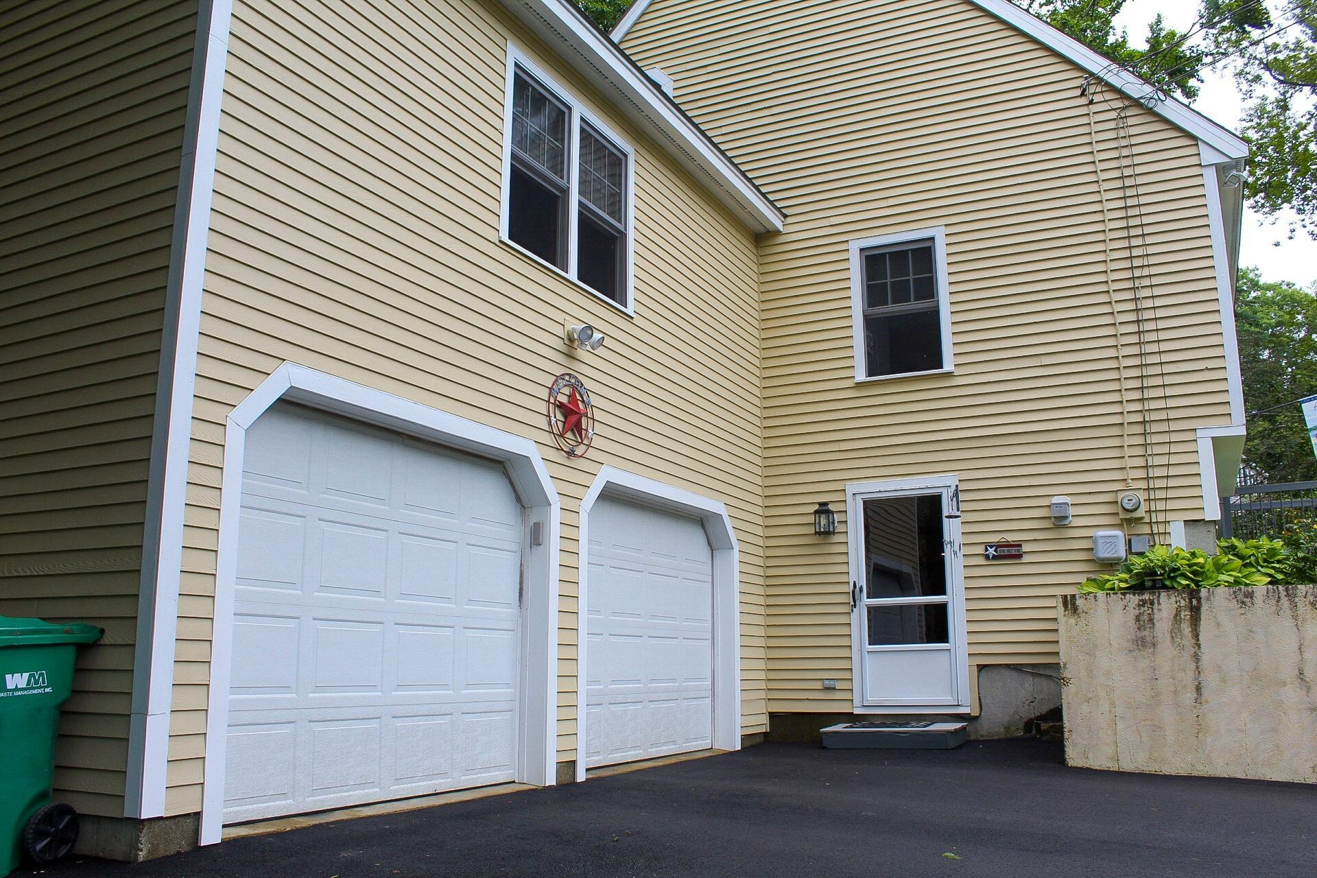 Property Photo: 34 Ledgeview Drive NH 03839