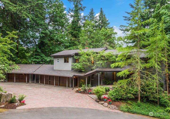 799 NW Culbertson Drive  Seattle WA 98133 photo