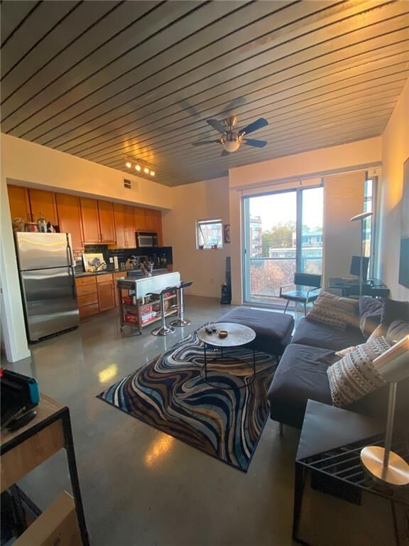 Property Photo:  620 Glen Iris Drive NE 301  GA 30308 