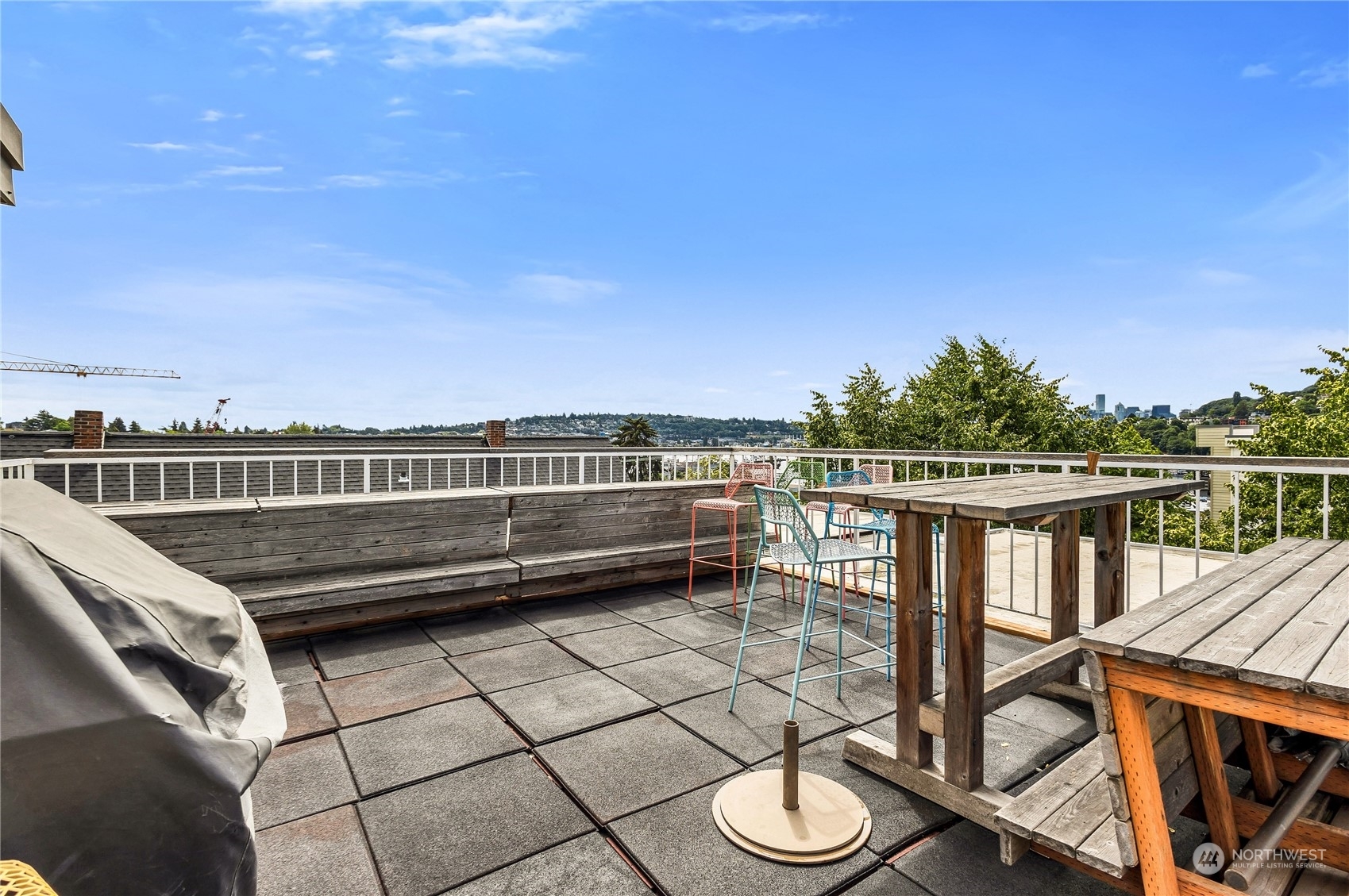 Property Photo:  952 N 35th Street 303  WA 98103 