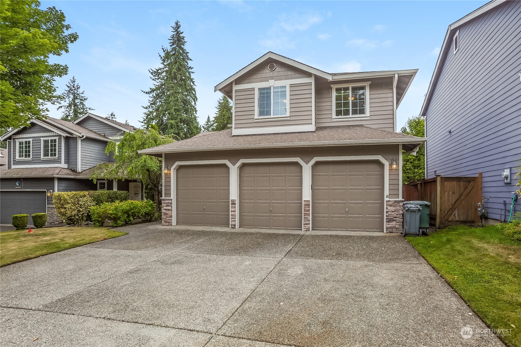 Property Photo:  8903 NE 176th Street  WA 98011 