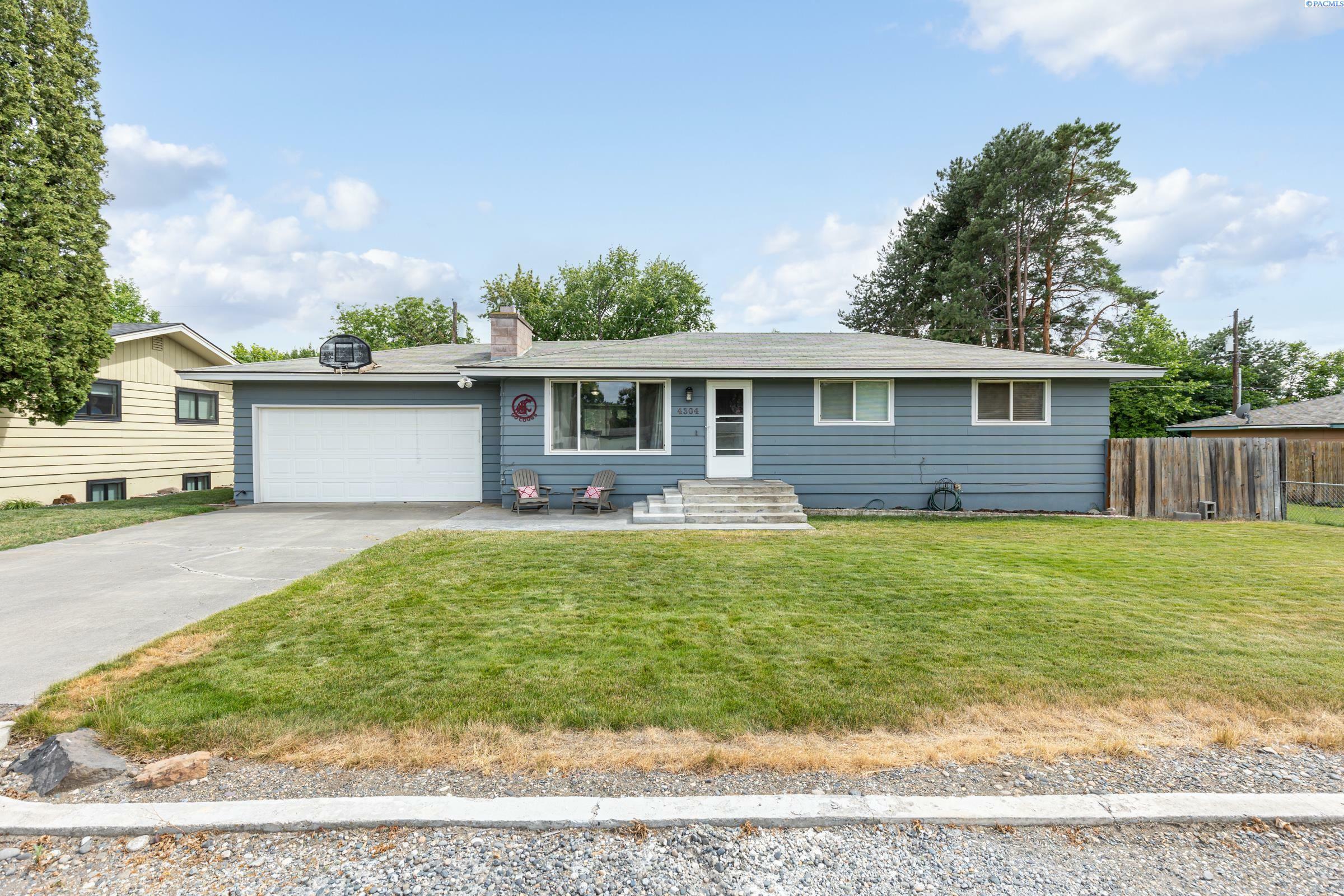 Property Photo:  4304 W Agate St  WA 99301 