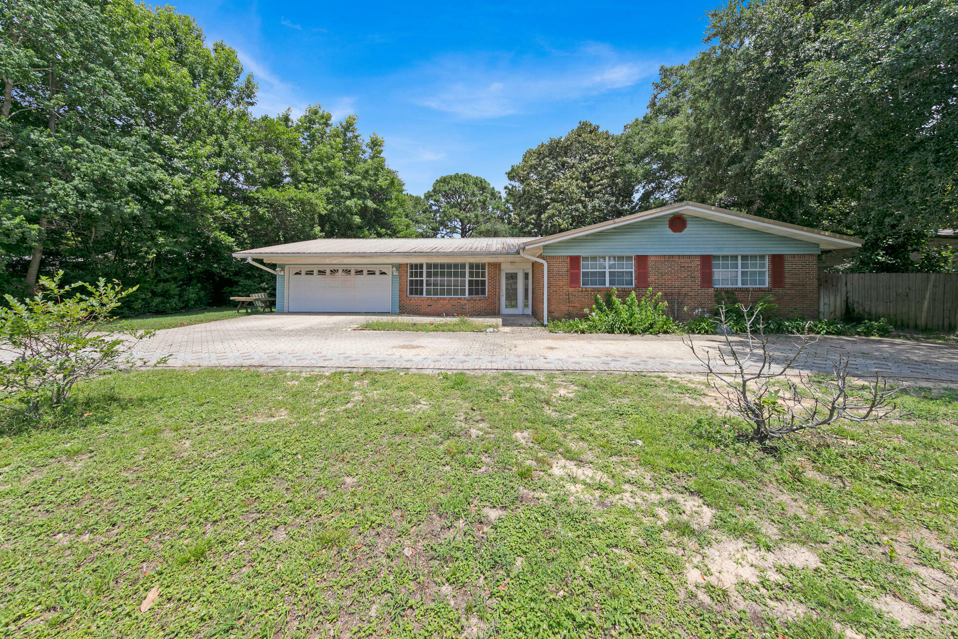 Property Photo:  37 Poplar Avenue  FL 32579 