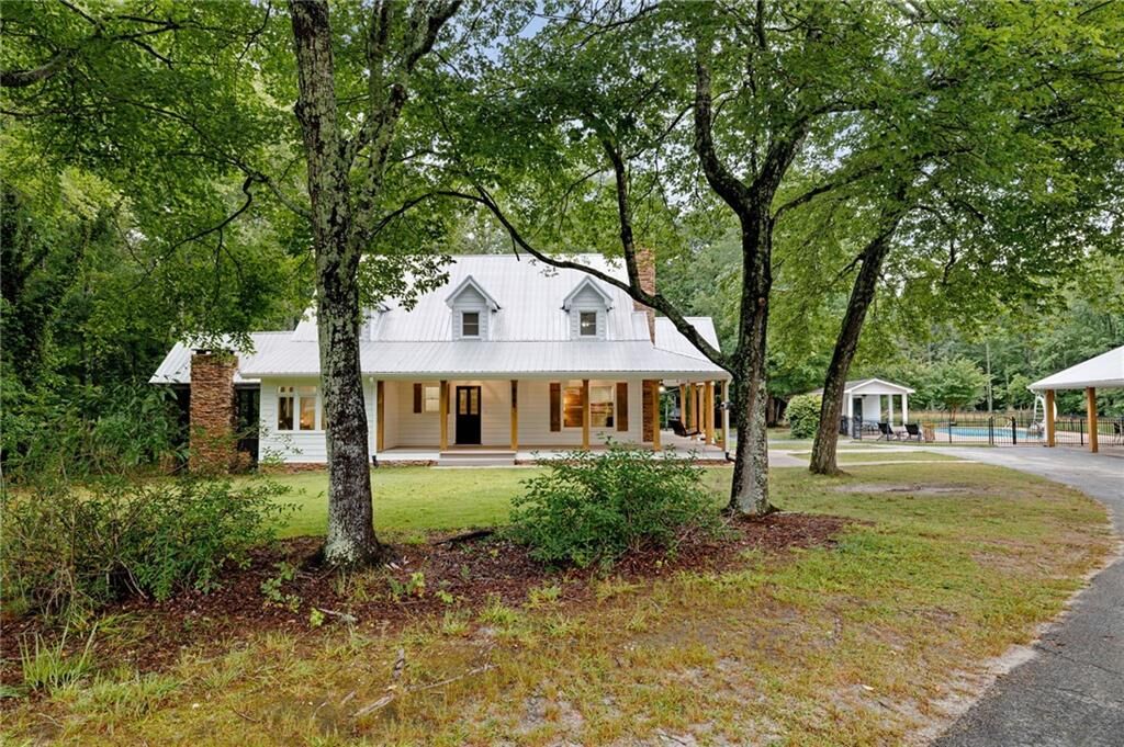 Property Photo: 2151 N Highway 113 GA 30179