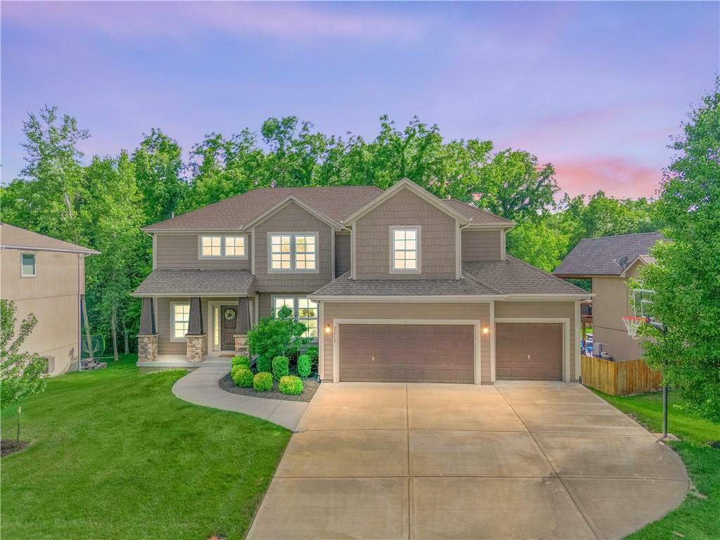 Property Photo: 23715 W 52nd Terrace KS 66226