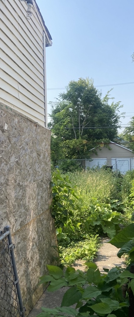 Property Photo:  306 W 107th Place  IL 60628 