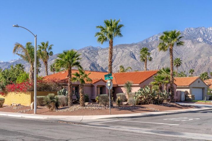 Property Photo:  1497 E Adobe Way  CA 92262 