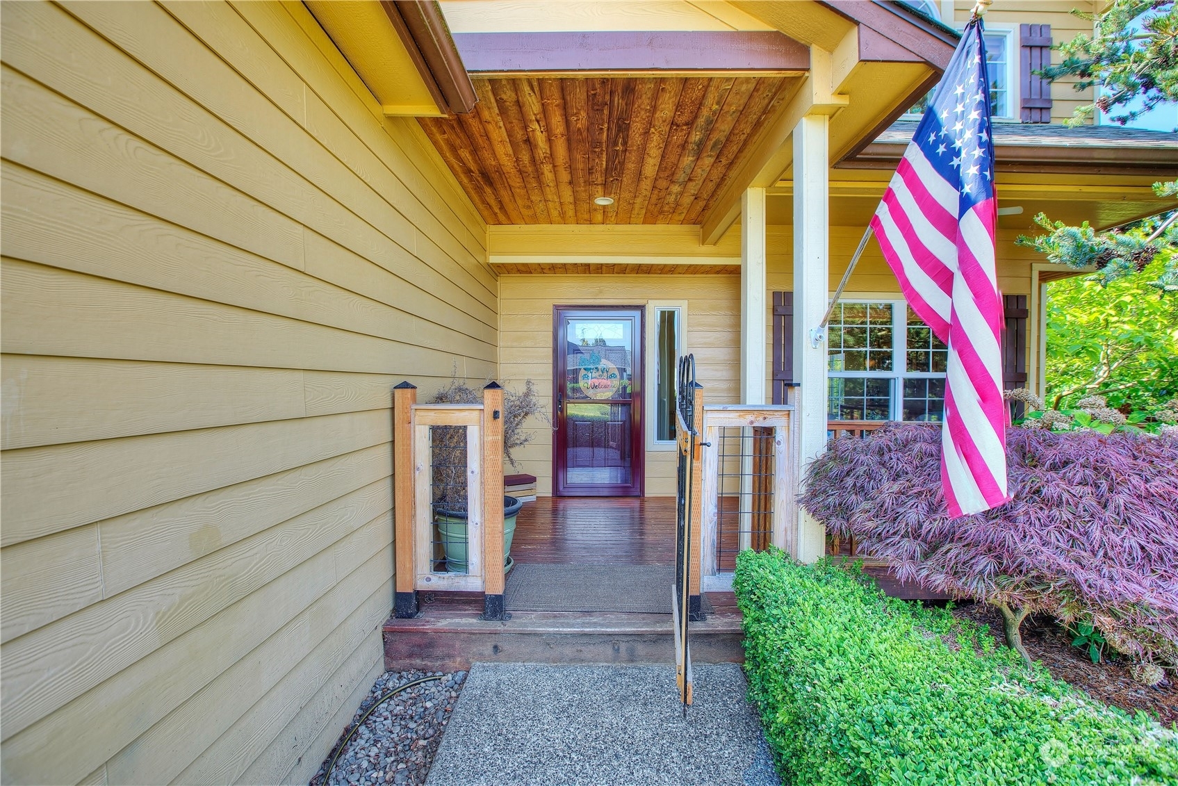 Property Photo: 1520 Sarah Street WA 98274