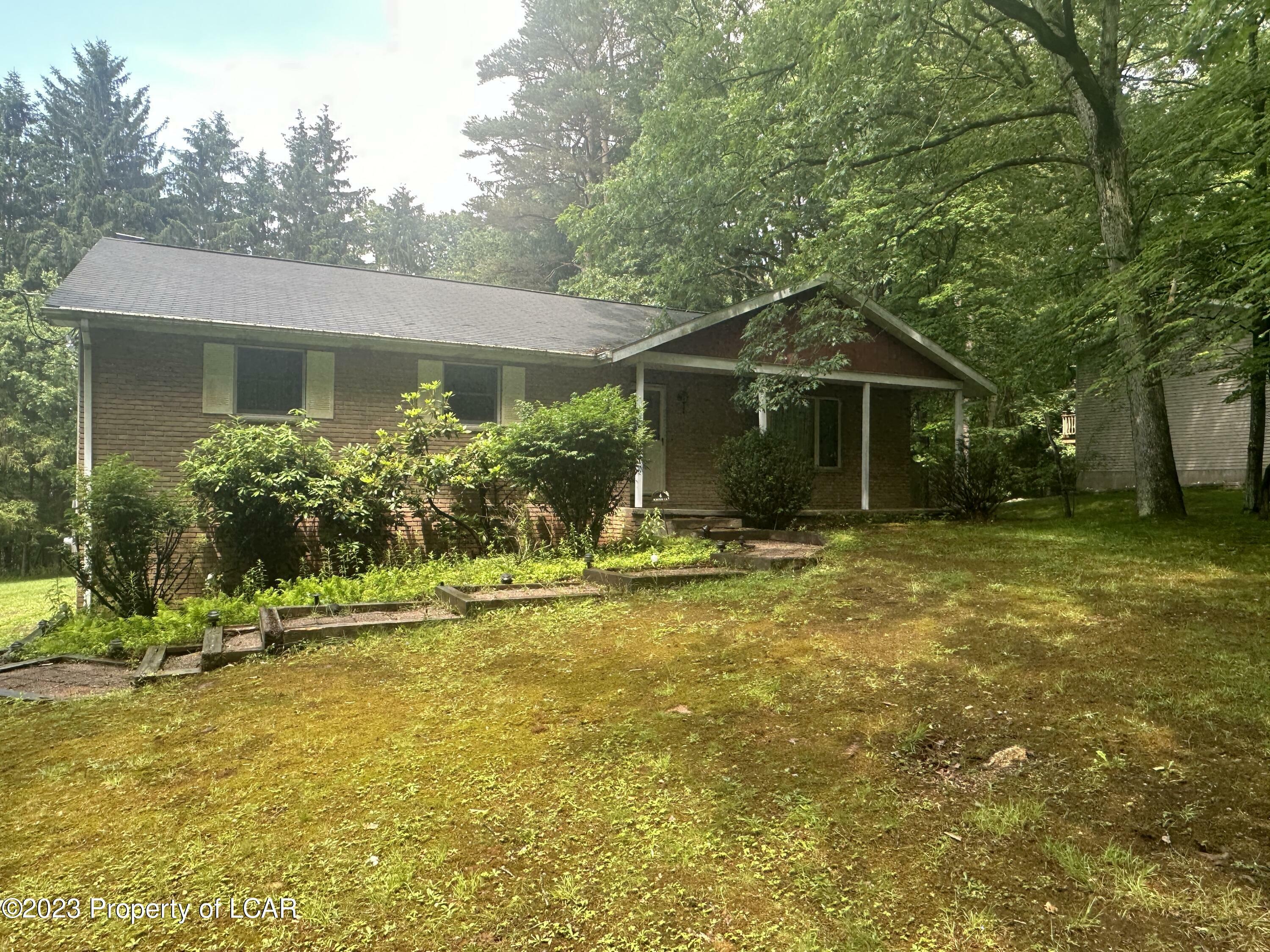 4 Schultz Lane  Mountain Top PA 18707 photo