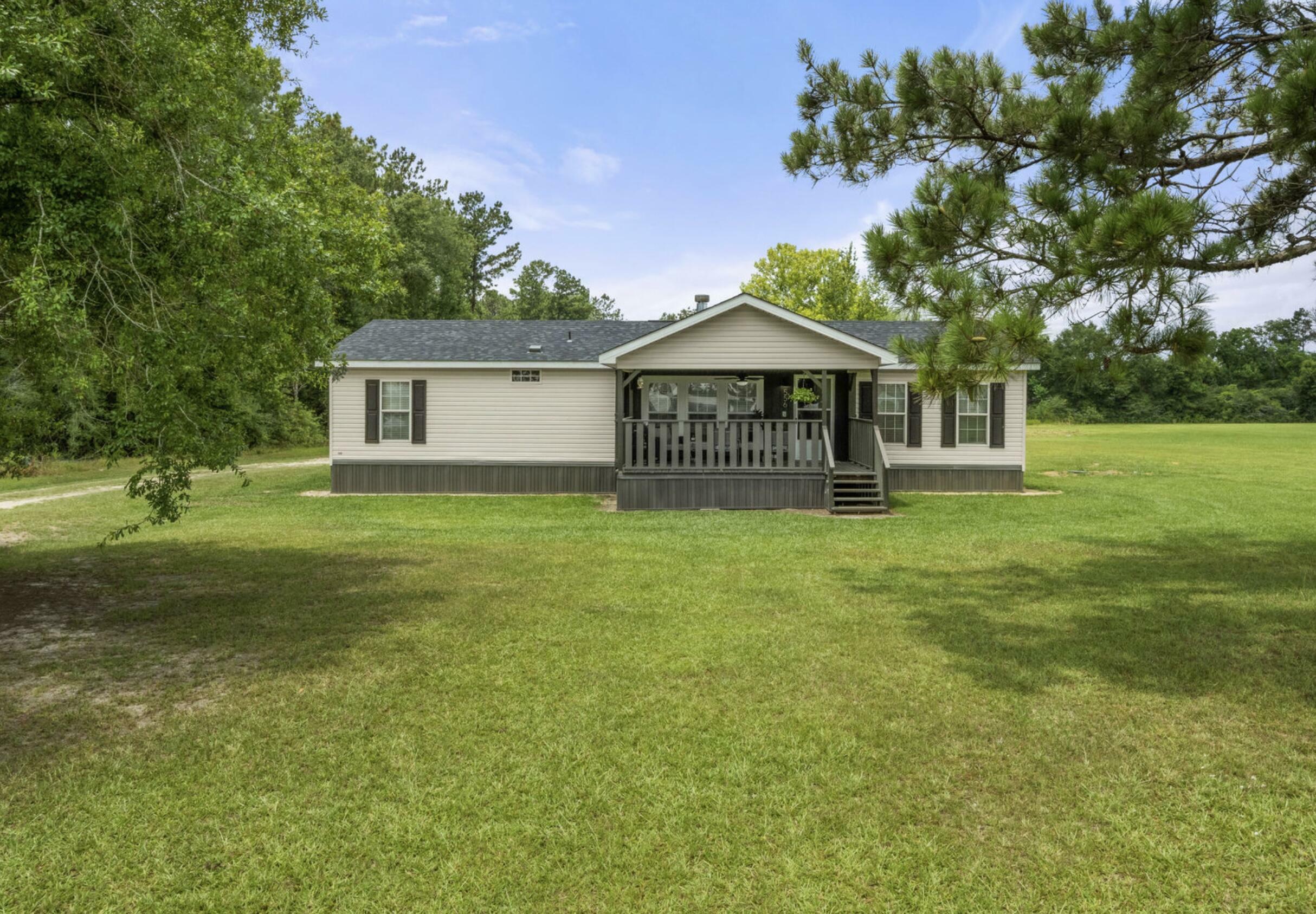 Property Photo:  556 Butler Rd  LA 70634 