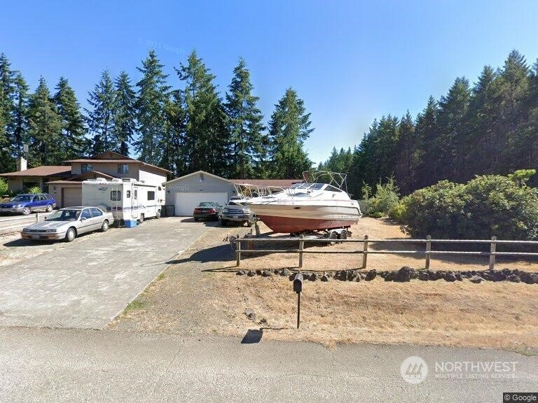 Property Photo: 2403 SE Converse Place WA 98367