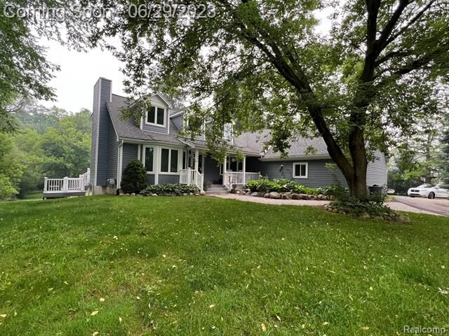 Property Photo:  2495 W Drahner Road  MI 48371 