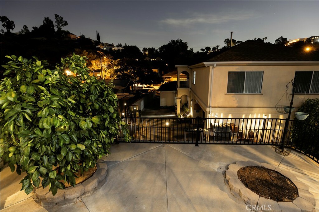 Property Photo:  1811 N Avenue 56  CA 90042 