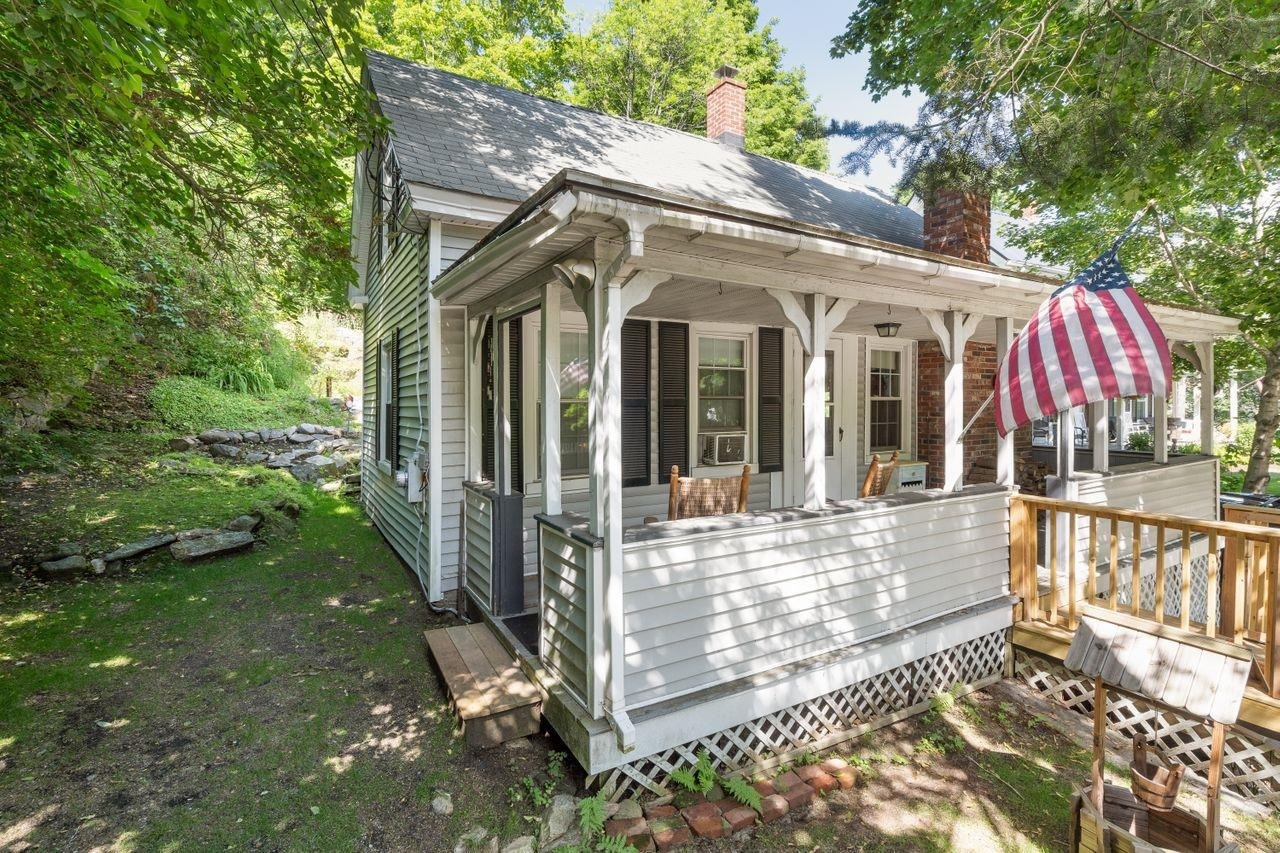 Property Photo:  37 Elm Street  NH 03894 