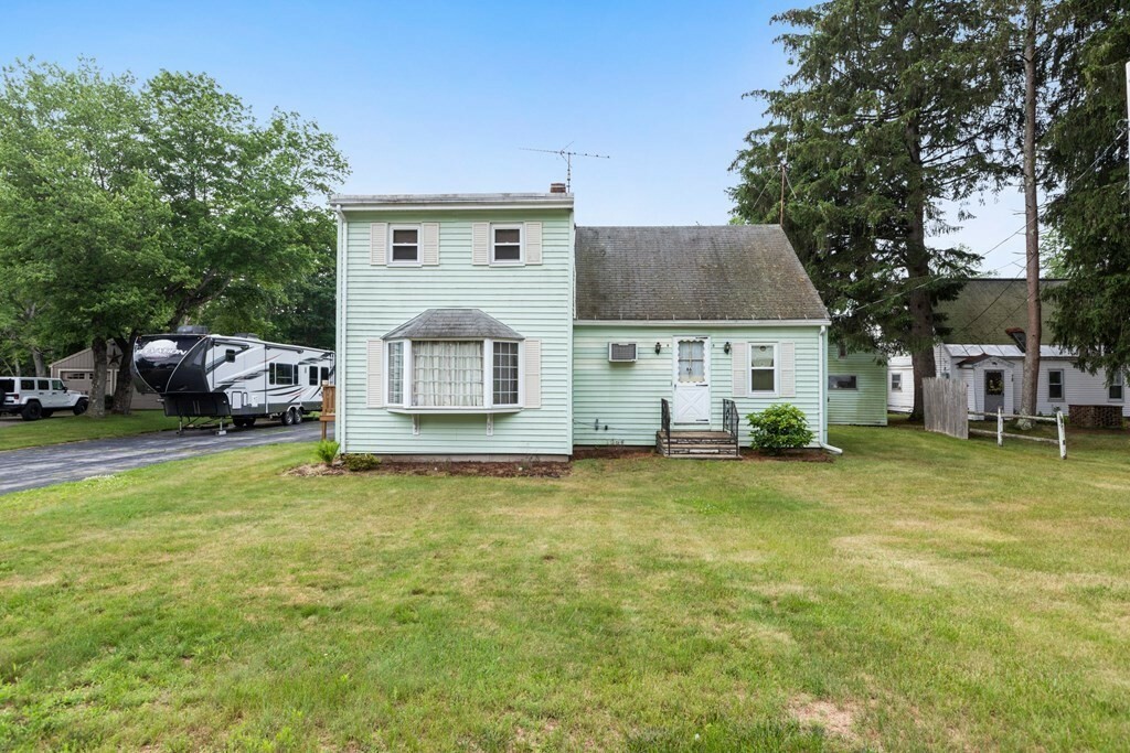 Property Photo: 86 Union Street MA 01588