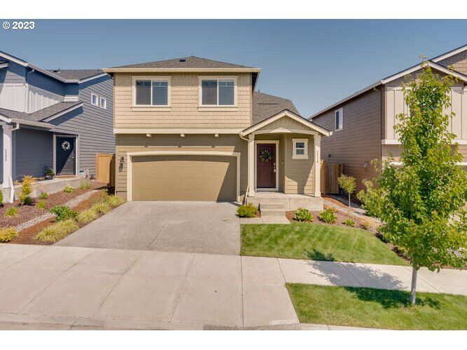 Property Photo:  2216 S Meadowlark Dr  WA 98642 
