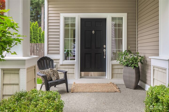 Property Photo: 24031 235th Avenue SE WA 98038