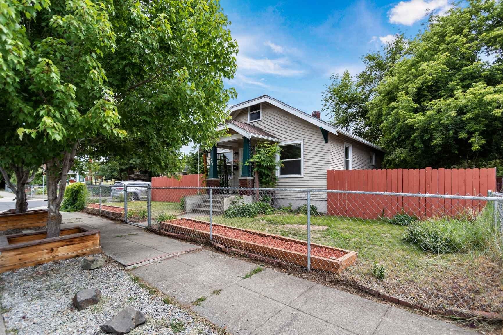 Property Photo:  1903 W Indiana Ave  WA 99205 