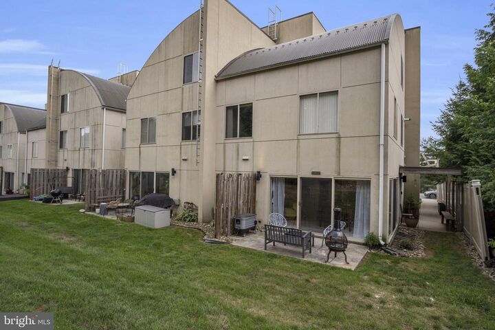 130 Blue Ridge Circle  Harrisburg PA 17110 photo